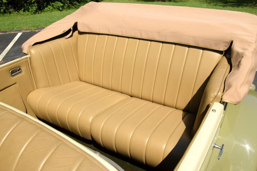 Интерьер Cadillac Series 314 Custom Phaeton (1155) 1926 года  (фото 23 из 29)
